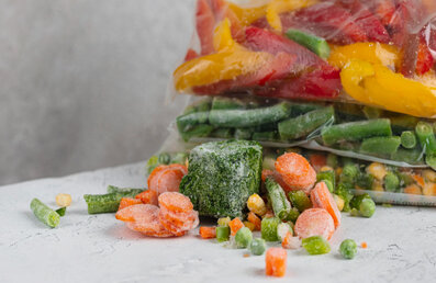 Как правильно готовить замороженные овощи? Полезны ли они?